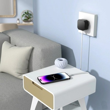 Full HD WiFi Camera in USB Type-C Charger